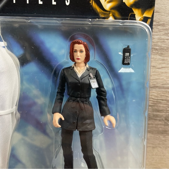 The X-Files Agent Dana Scully & Corpse 1998 Action Figure by McFarlane Toys USA - Picture 2 of 9